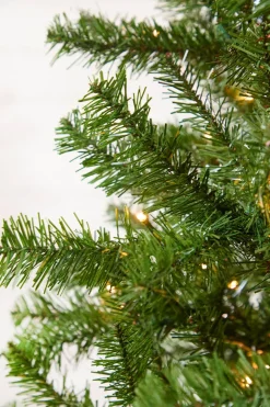 7.5' Aspen Pine Artificial Christmas Tree with 400 Color-Changing Lights