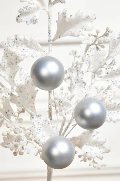 22" Ball Bead Spray - White