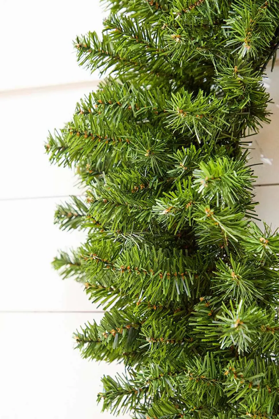 30" Battery Operated LED Balsam Pine Wreath
