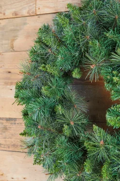 30" Belgium Unlit Wreath