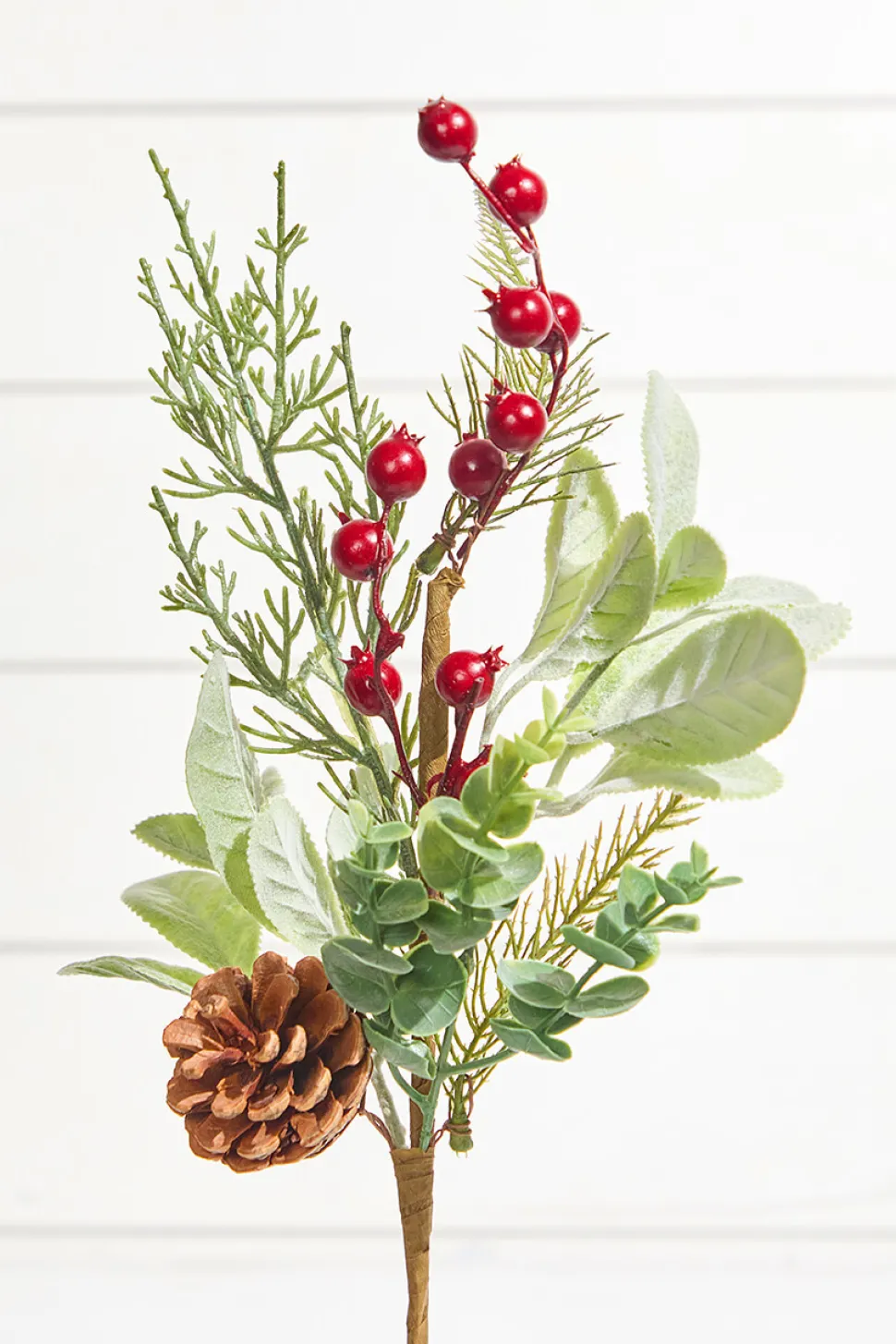 18" Berry and Holly Pine Pick