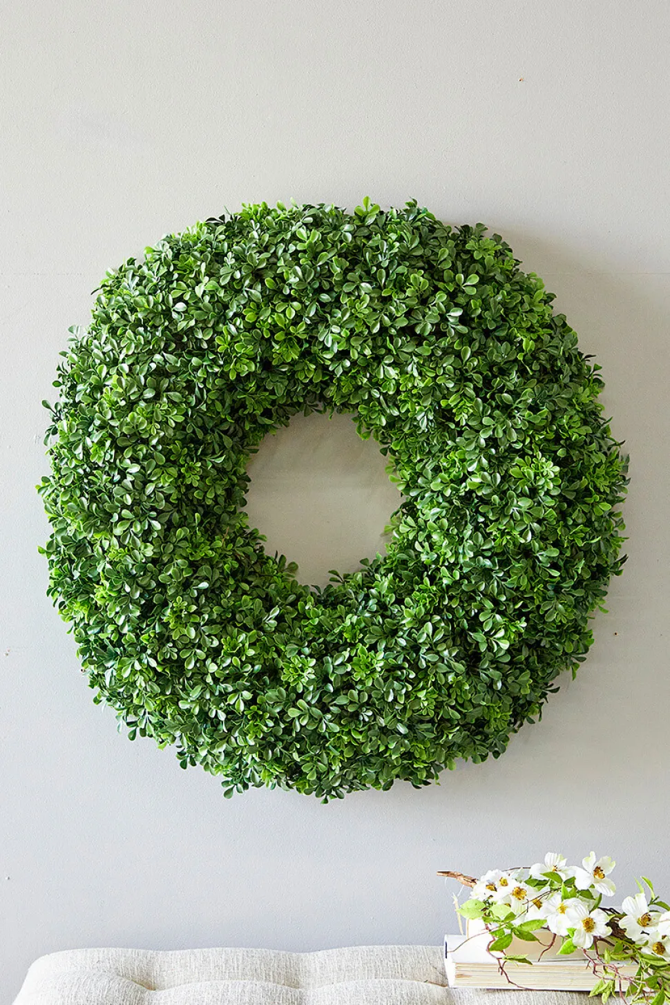 30" Boxwood Wreath