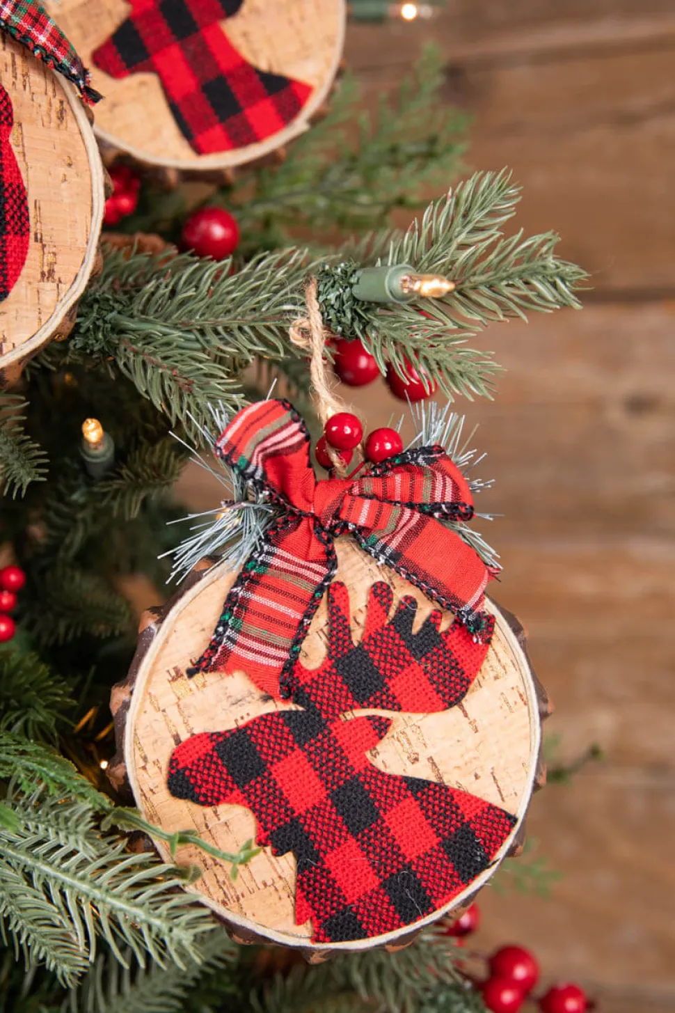 6” Buffalo Plaid Animal Ornament