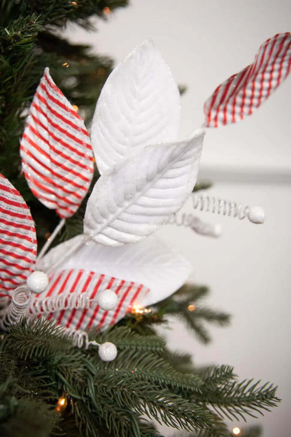 22” Candy Stripe Leaf Spray