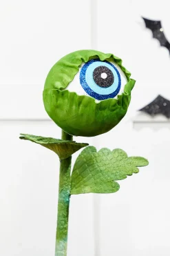 24" Carnivorous Plant Stem