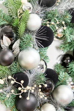 24" Christmas Pine Wreath with Black Velvet Balls