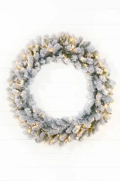 36" Classic Flocked Wreath With Warm White LED Lights