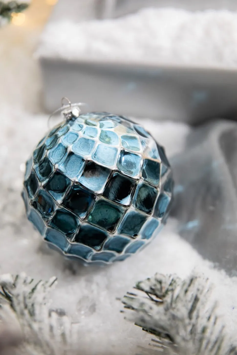 10 CM Blue Chrome Honeycombed VP Ball Ornament