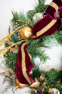 30” Cordless Prelit Crimson & Gold Holiday Wreath