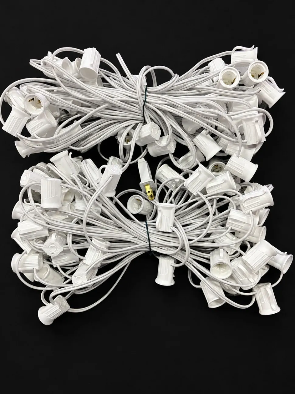 C9 Socket Cord White - 100' 12" Spacing