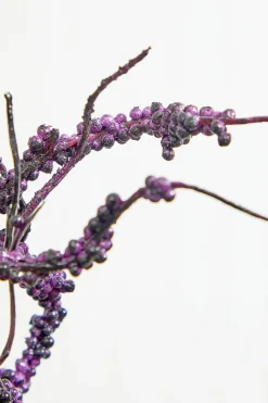 32" Drippy Berry Spray