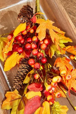 28" Fall Leaf Berry Cone Spray