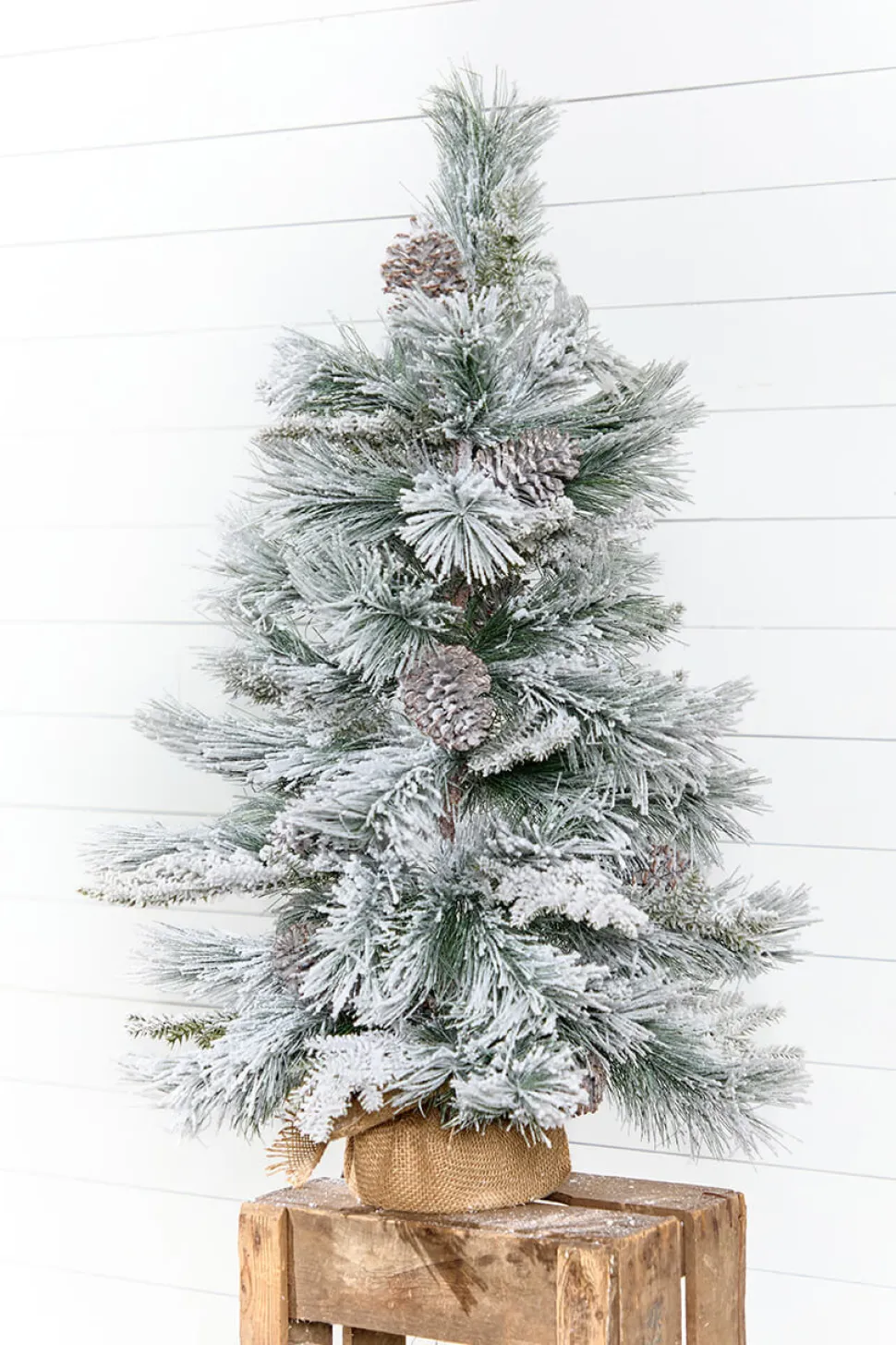 36" Flocked Tree
