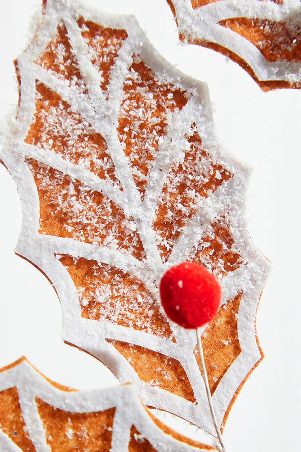 24” Gingerbread Leaf Stem with Red Berries