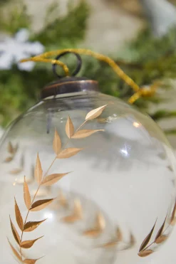 4" Golden Etched Laurel Glass Ornament