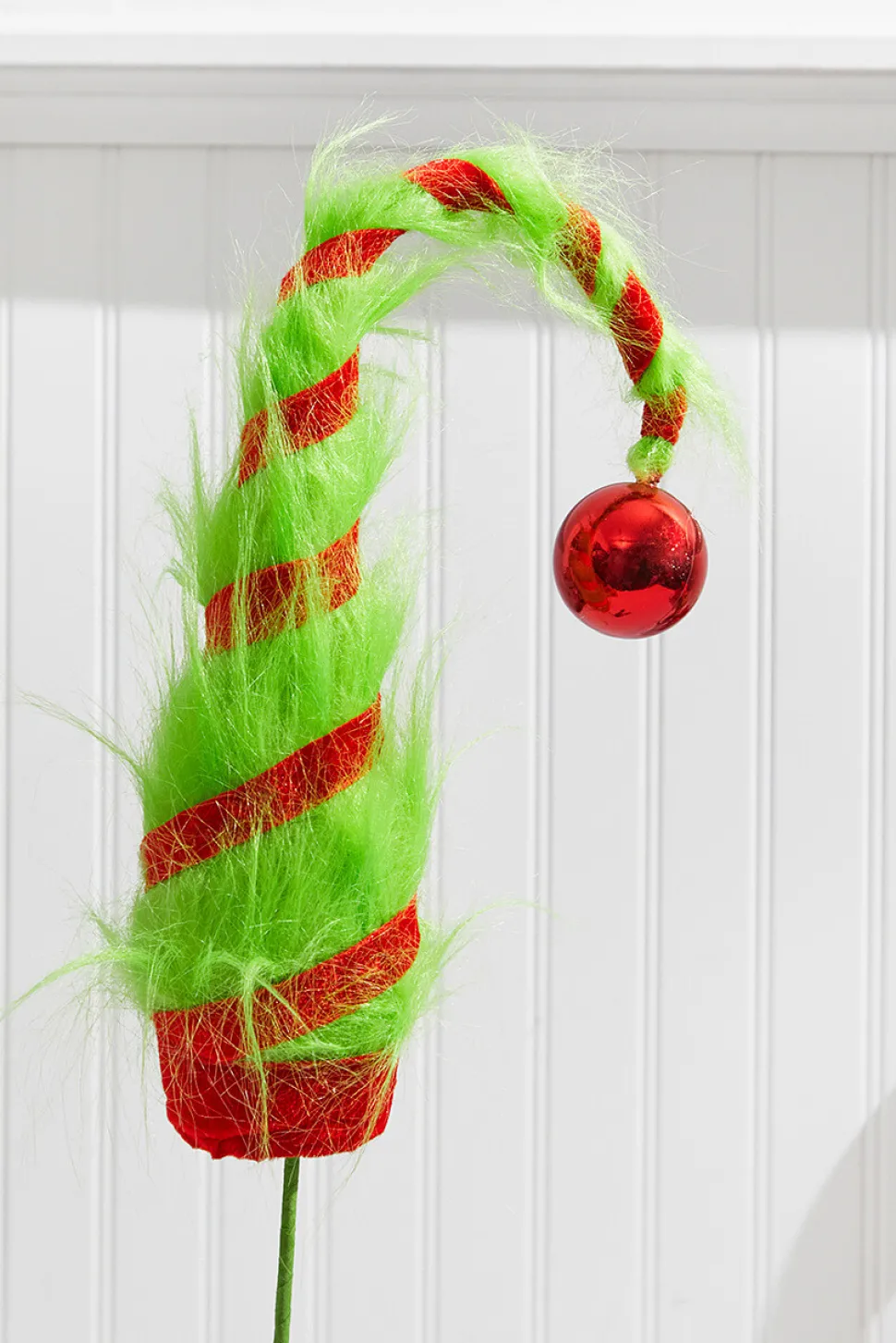 33” Green Monster Hat Spray