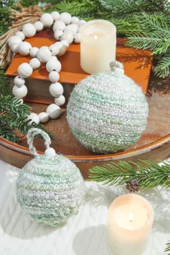 Green/White Knit Ball Ornaments - Set of 2