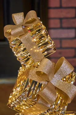 2.4' LED Giftbox Stack - 600L