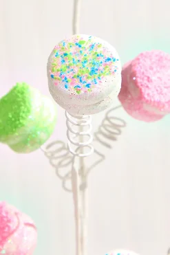 26" Macaron Spray