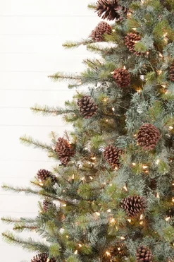9' Mammoth Pine Christmas Tree with 1,300 Lights