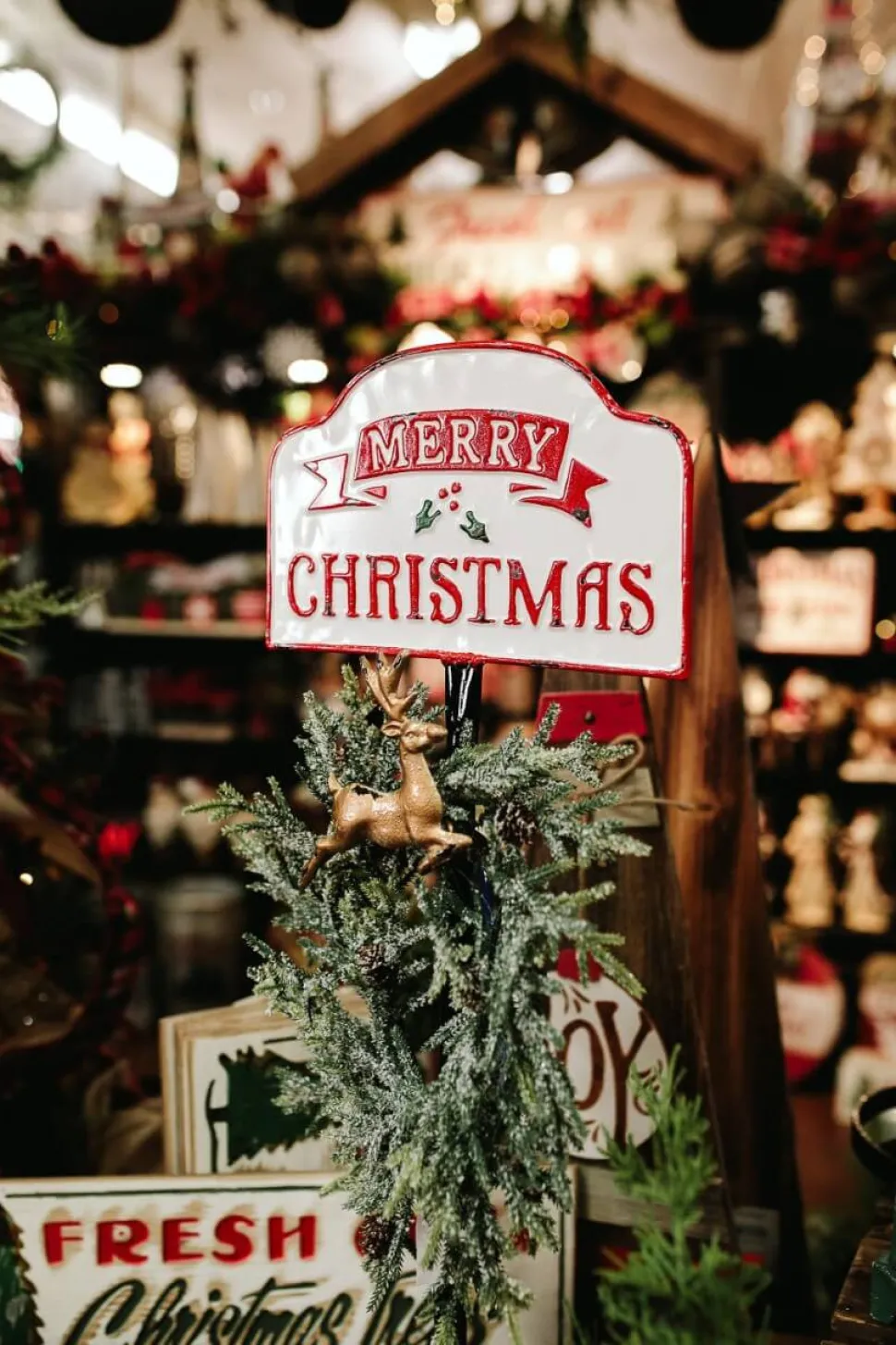 Merry Christmas Wreath Hanger