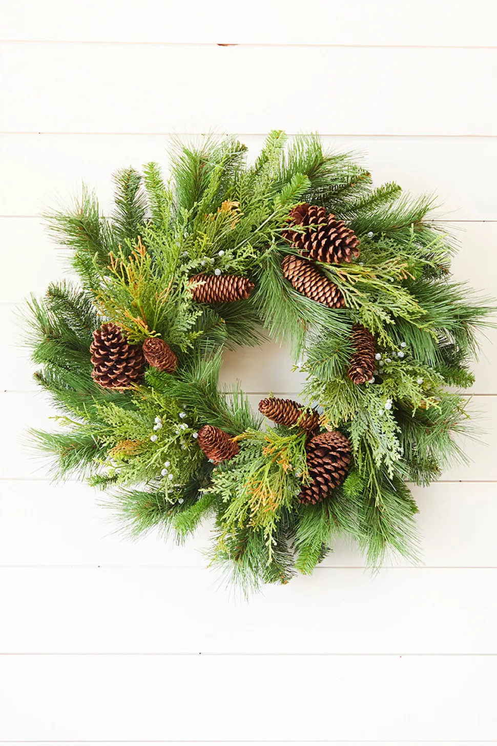 24" Mixed Pine Wreath