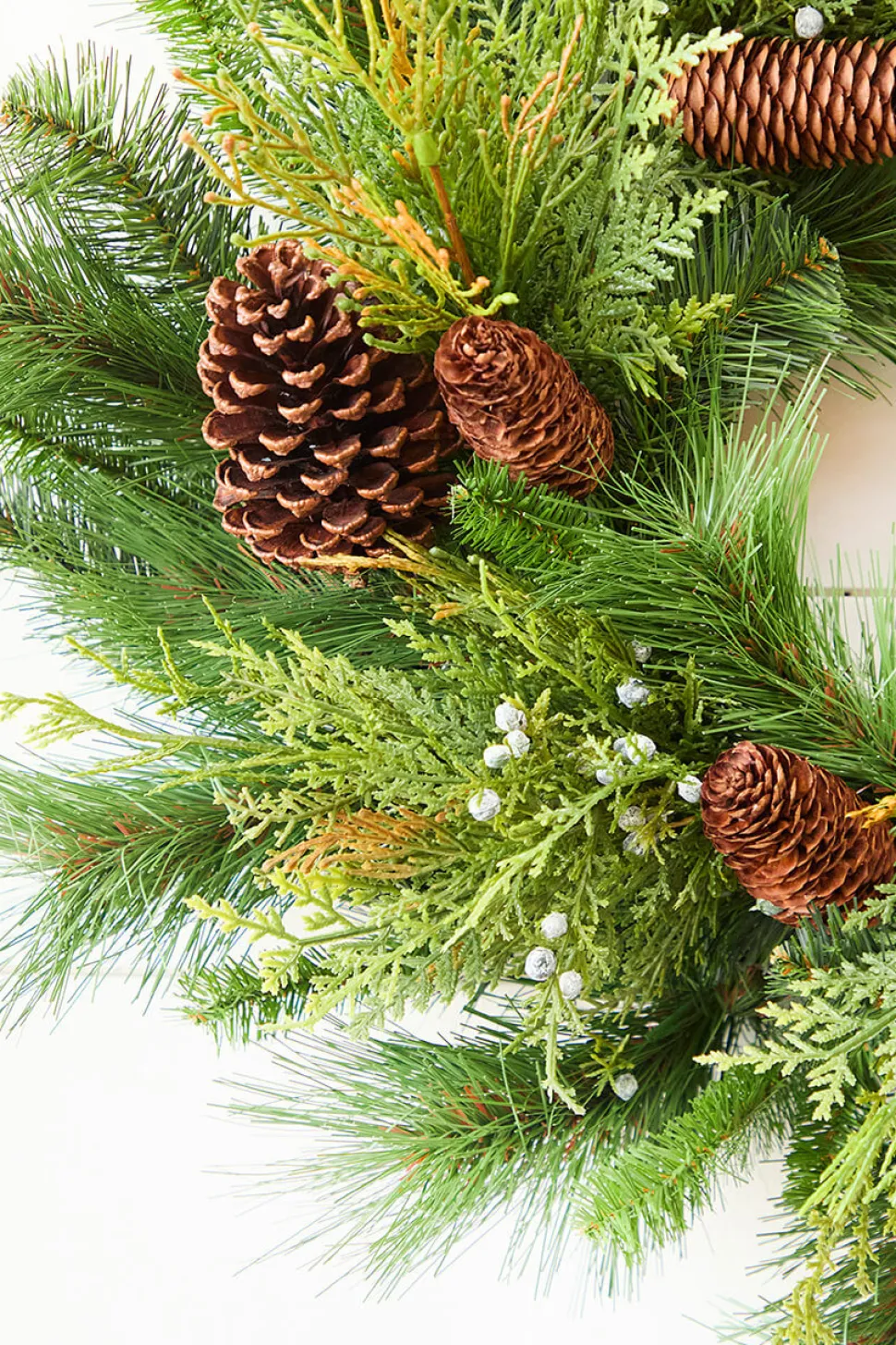 24" Mixed Pine Wreath