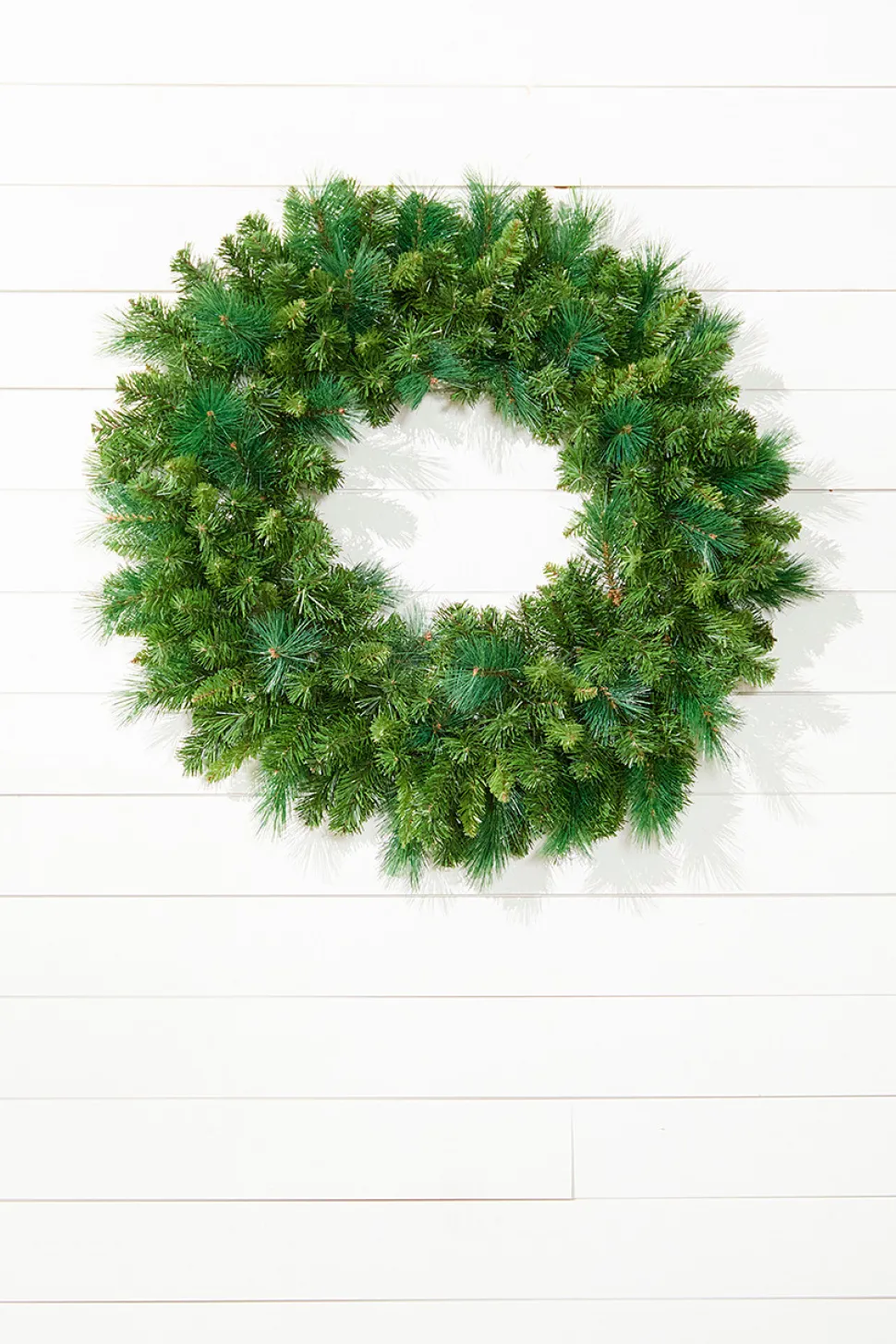 30" Montana Pine Wreath