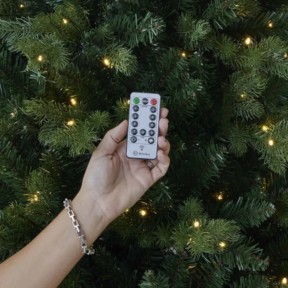 6' Palmetto LED Pine Tree