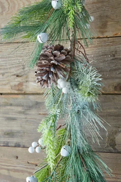6’ Pine Berry Bell Garland