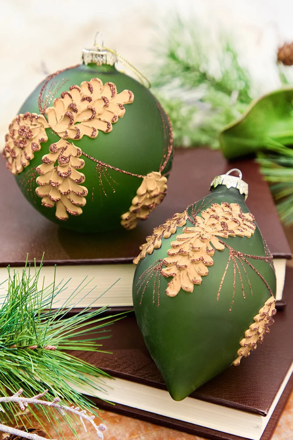 4" - 6" Pinecone Glitter Glass Ornament