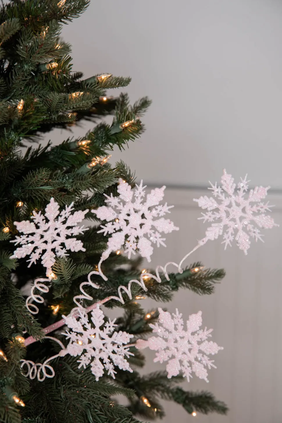 25” Pink Curly Snowflake Stem