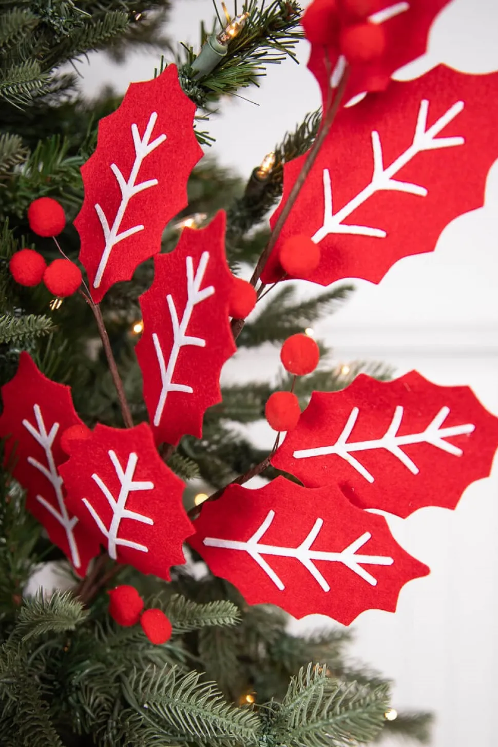 28” Red and White Leaf Spray with Red Berries