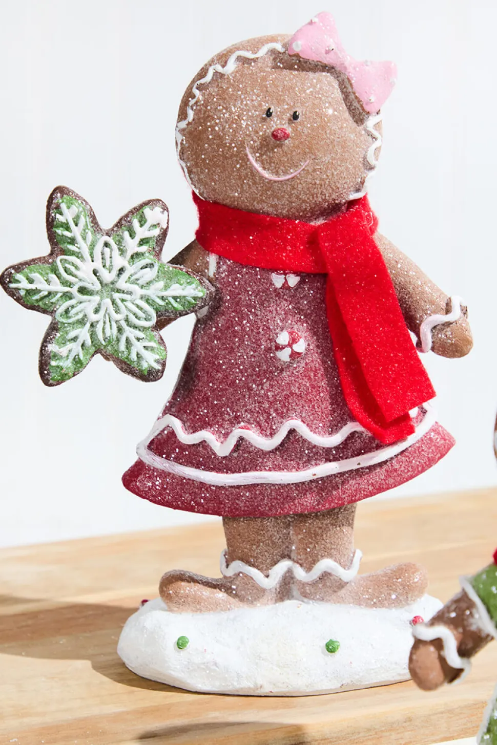 8.5" Resin Gingerbread Couple with Cookies