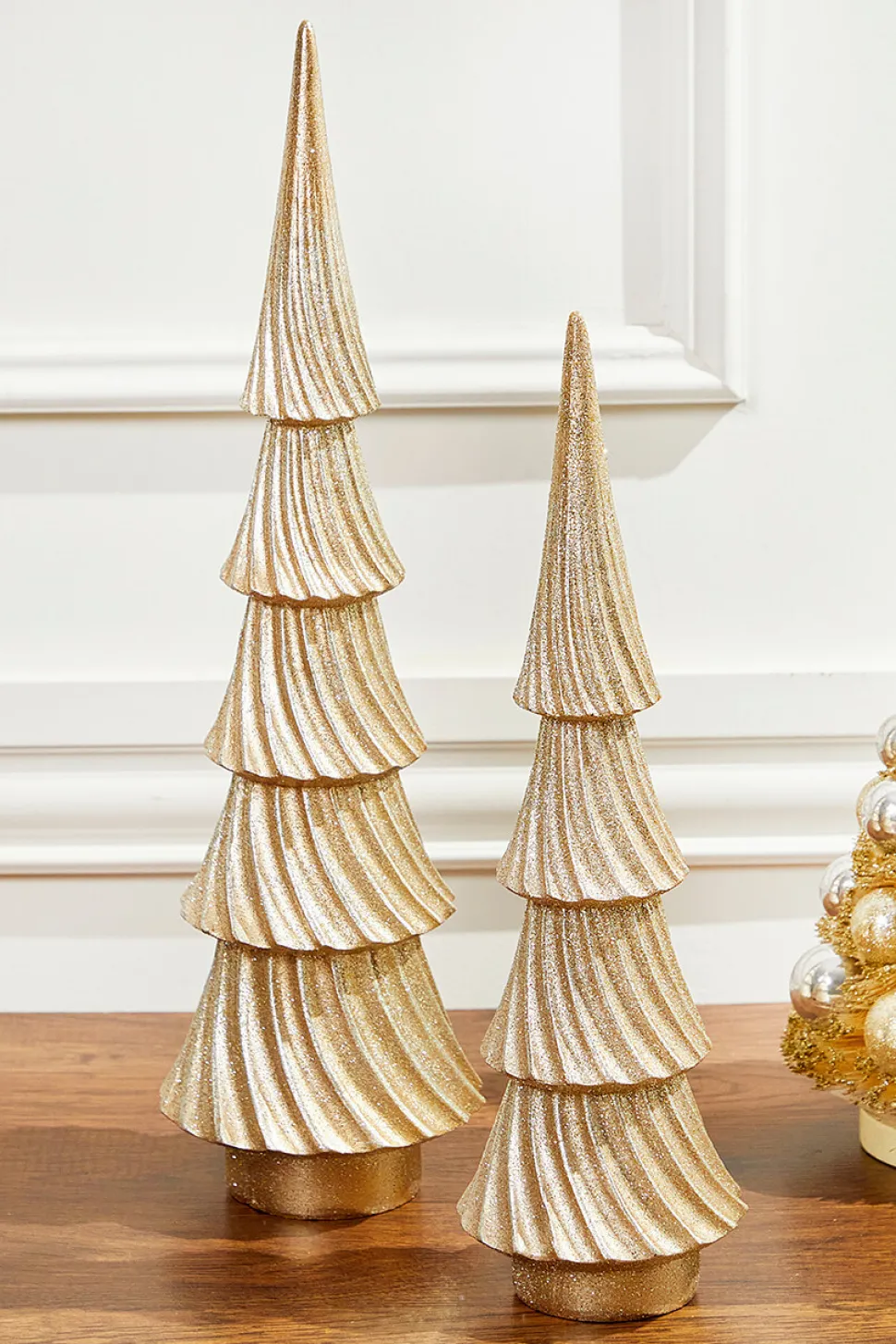 17" Resin Modern Tree