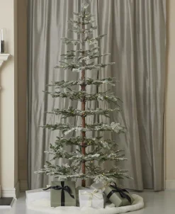 7.5' Sierra Pine Lightly Flocked Tree with 300 Warm White LED Lights