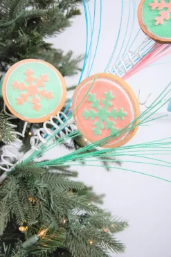 30” Snowflake Cookie Gumdrop Spray