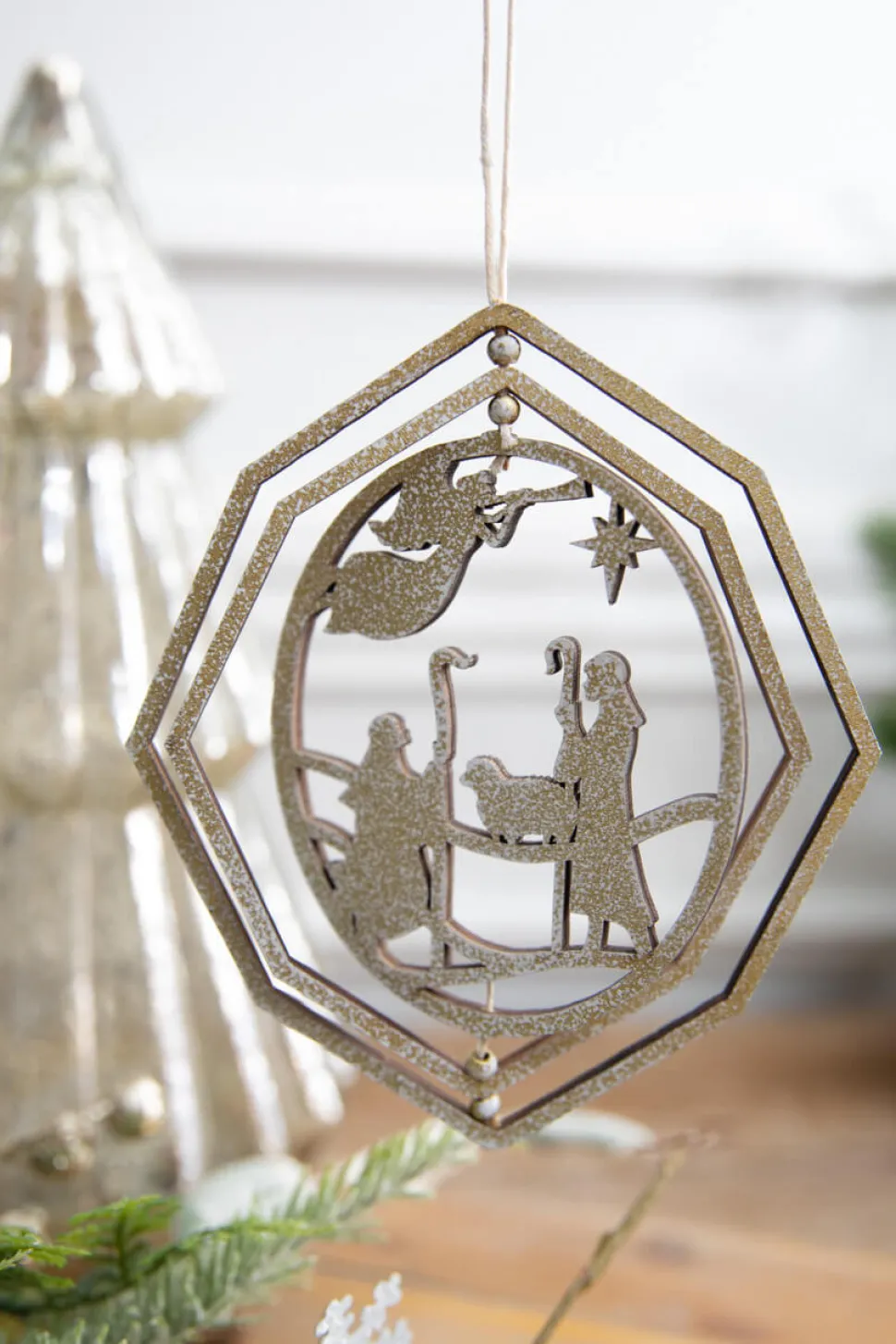 6" Spinning Nativity Ornament