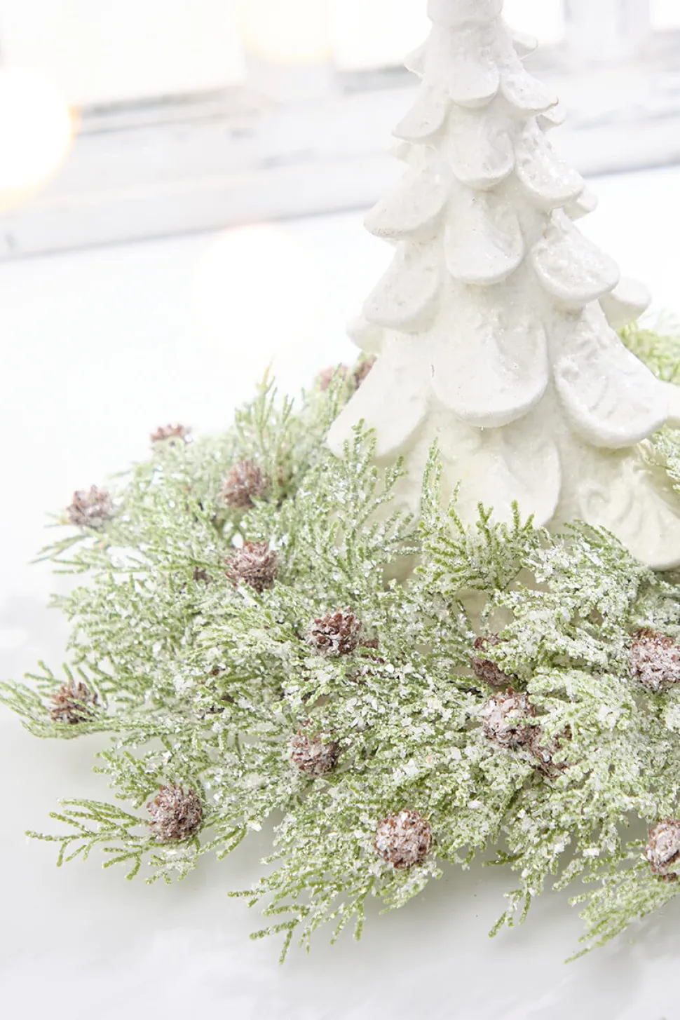 15" Wreath Candle Holder