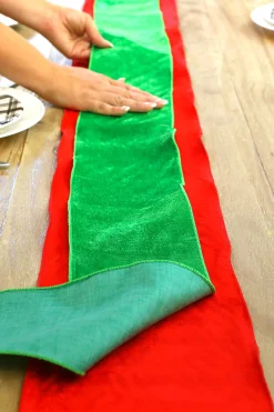 5.5" x 9' Table Runner on a Roll Green